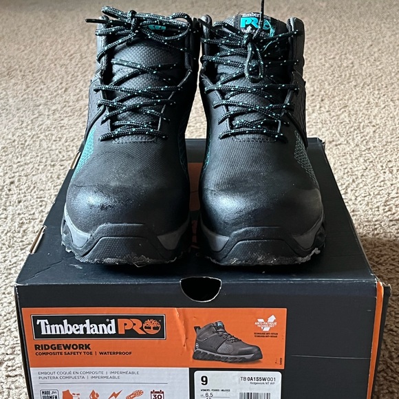 DONATED ——-Timberland Ridgework Boots - Picture 4 of 5